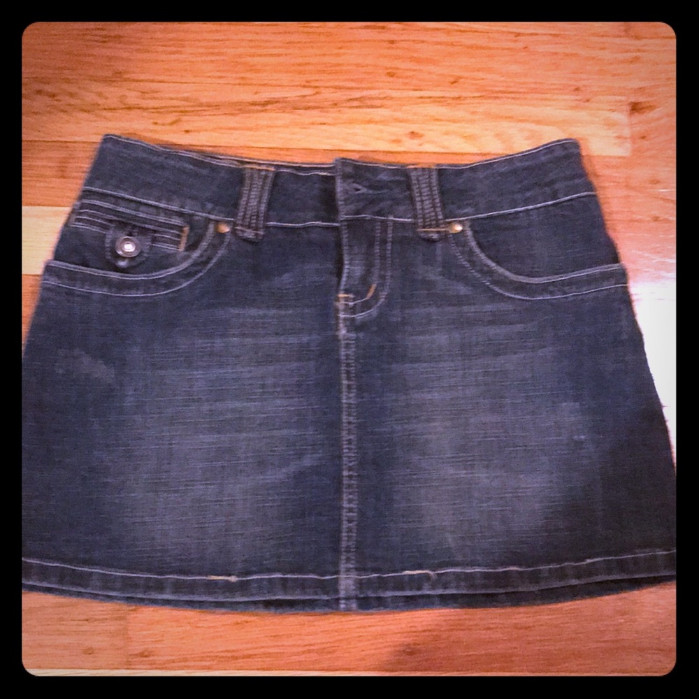 Hydraulic denim mini skirt